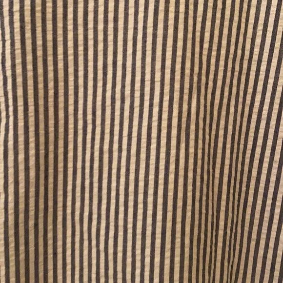 Seersucker long sleeve dress - Picture 2 of 3